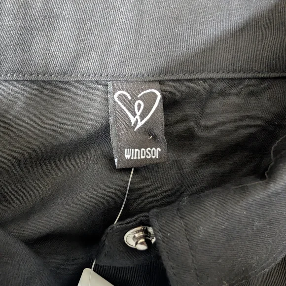 Black Button-Up Jumpsuit - Picture 7 of 8